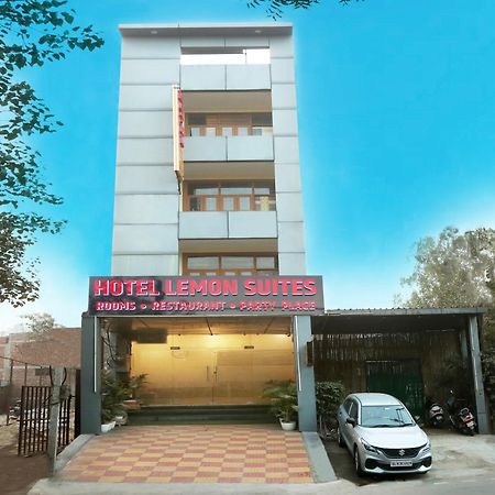 Hotel Lemon Suites & Banquet Noida Sector 62 Kültér fotó